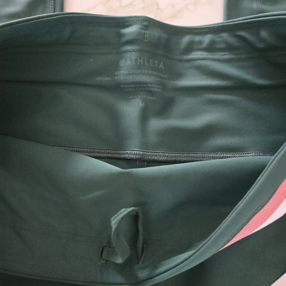 NWT Interval Stash 7/8 Stripe Tight